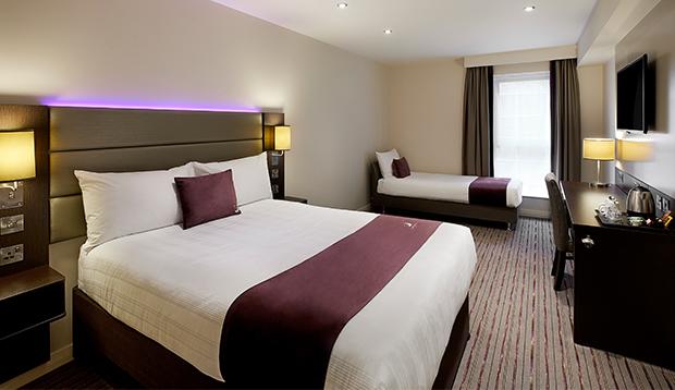 Premier Inn Premier Inn سافرون والدن المظهر الخارجي الصورة